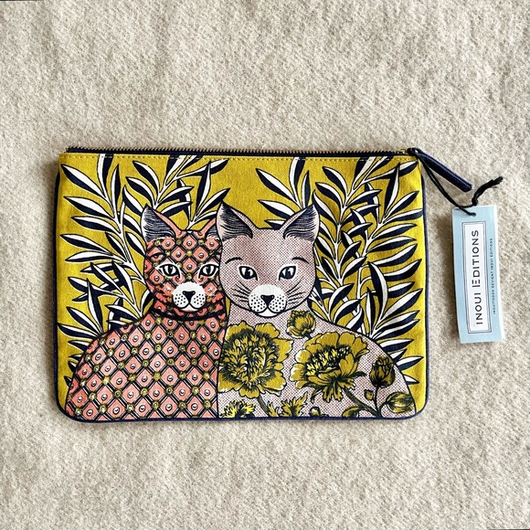 Inouitoosh Handbags - NWT Inouitoosh Inoui Editions Adele & Lea cat Pouch